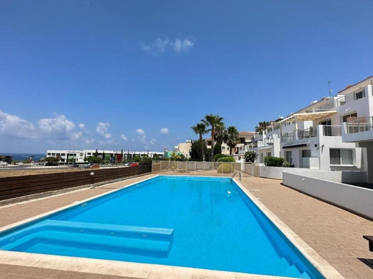 H&O Alina Sunset Apartment Paphos Bagian luar foto