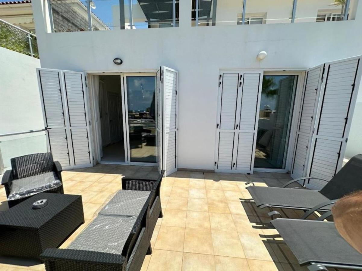 H&O Alina Sunset Apartment Paphos Bagian luar foto