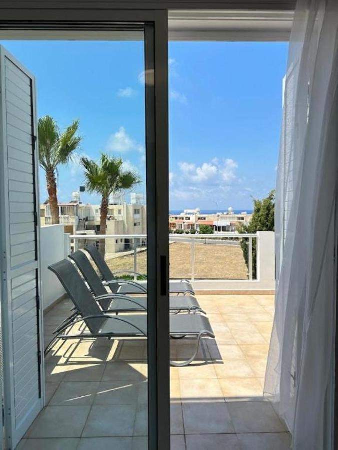 H&O Alina Sunset Apartment Paphos Bagian luar foto